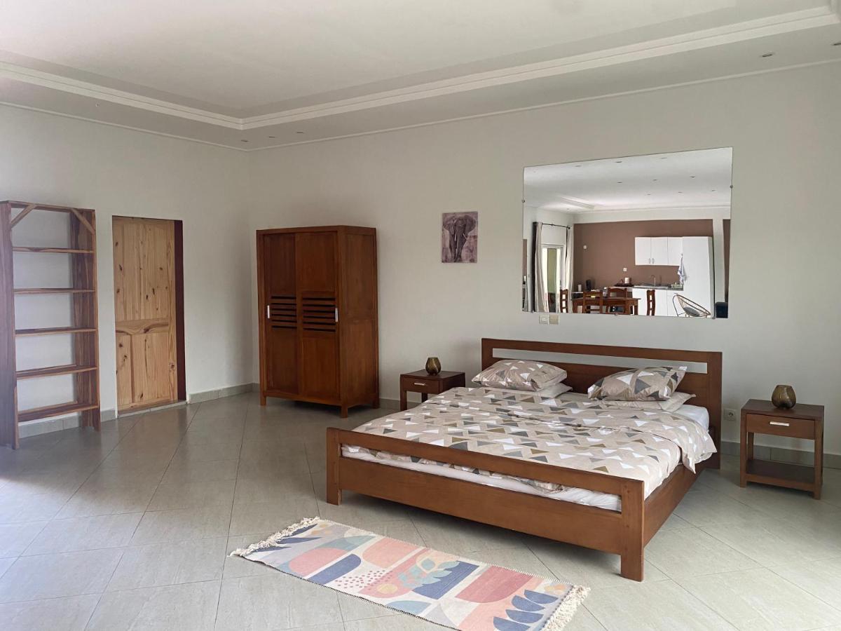 L'Oasis Guesthouse Cotonou Dış mekan fotoğraf